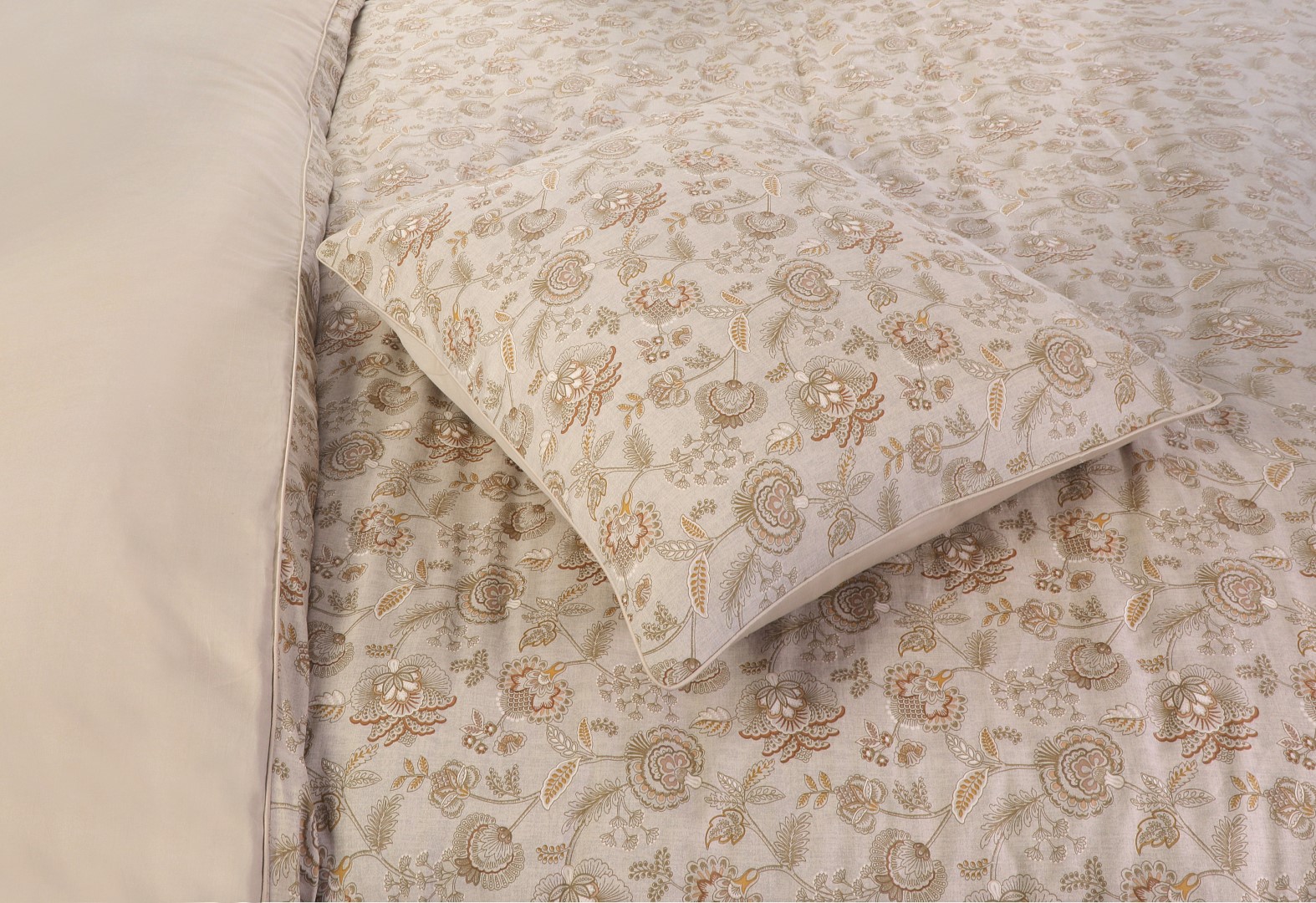 Papillon Freya Dekbedovertrek Eenpersoons – 140×200/220 – Beige - Afbeelding 4