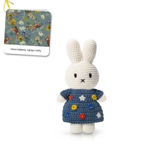 Nijntje in haar Vincent van Gogh bloemen jurk